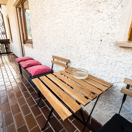 アパート Mountain View Haven - Two Bedroom With Balcony