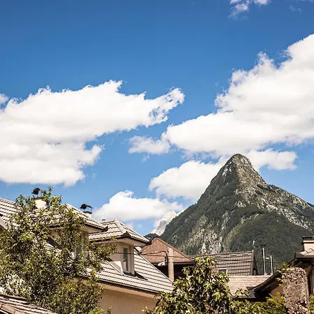 Mountain View Haven - Two Bedroom With Balcony ボヴェツ